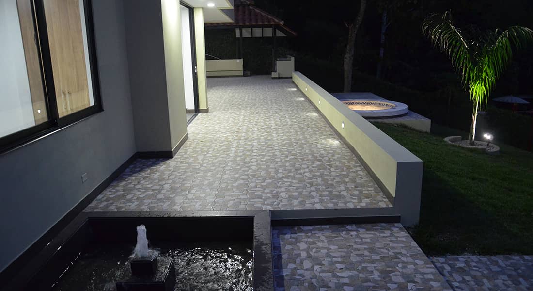 exterior noche en casa campestre en La Vega