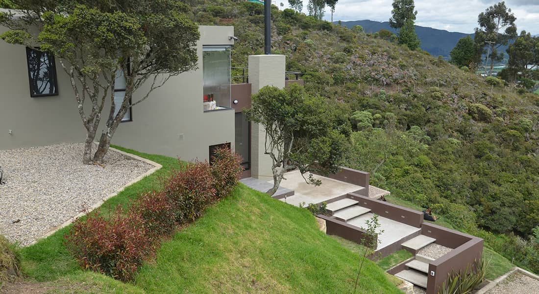 fachada y paisaje casa campestre montana